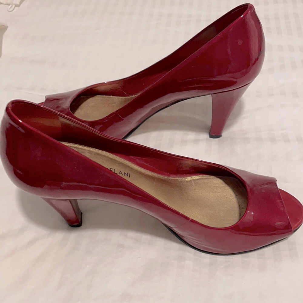 I just can’t wear kellheals anymore 🥲 - Picture 1 of 1